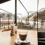 Hotel Le P'Tit Cham, Au Pied Du Sancy Szálloda 2*