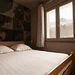 Hotel Le P'Tit Cham, Au Pied Du Sancy 2*