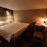 Otel Gite-hotel Le P'tit Cham 2*