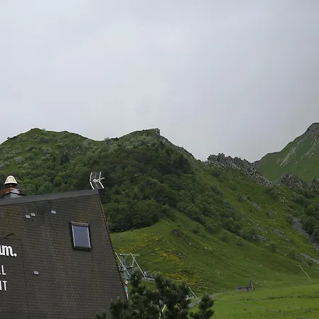 Gite-hotel Le P'tit Cham ホテル 2*