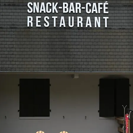 Gite-hotel Le P'tit Cham ホテル 2*