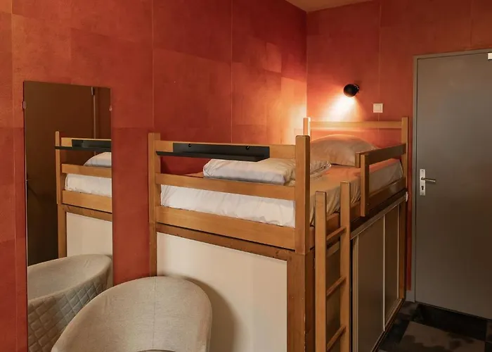 Hotel Gite-hotel Le P'tit Cham 2*