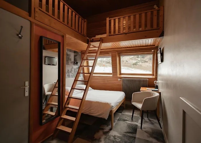 ホテル Gite-hotel Le P'tit Cham ル・モンドール