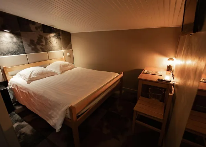 Hotel Gite-hotel Le P'tit Cham 2*